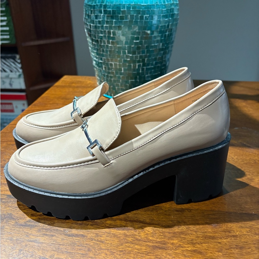 Journee Collection Cream Loafers with Black Platform
